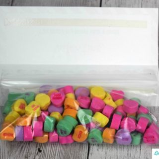 DIY Valentine's Gift For Kids - Your kids will enjoy these cute treat bags and give them out to all of their friends. Comes with free printable label.